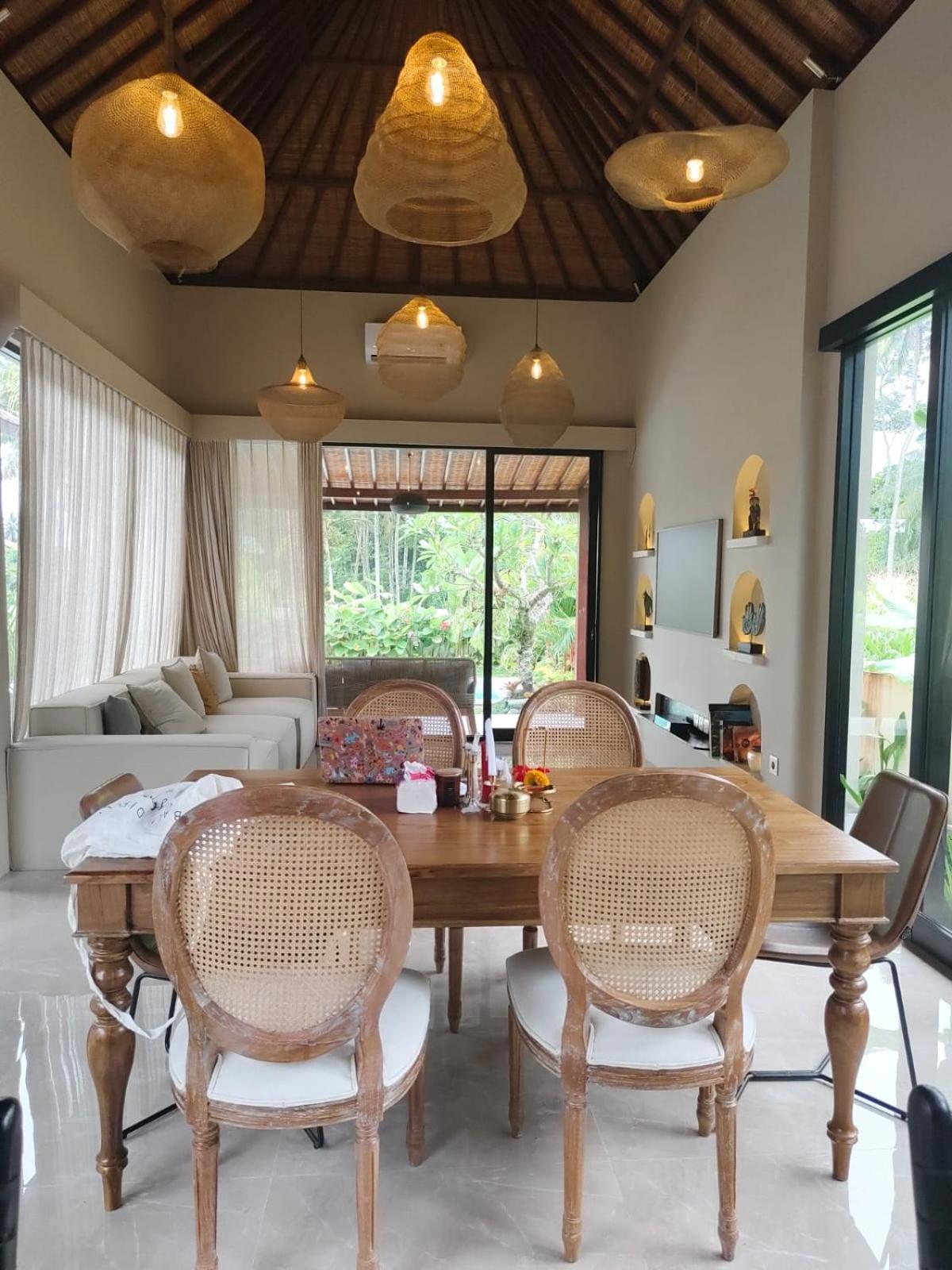 Adi Laxmi Villa Ubud Extérieur photo
